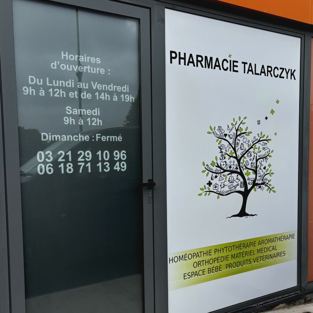 Vitrophanie-Pharmacie-du-centre